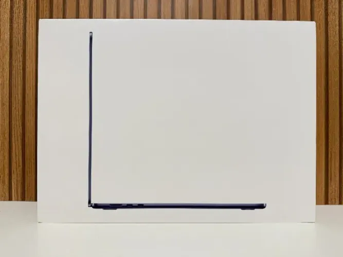 MacBook Air M5 - 16Gb - 512ssd - 13.6 Polegadas - Lacrado! - 1 Ano de garantia