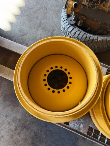Roda Cat 924K