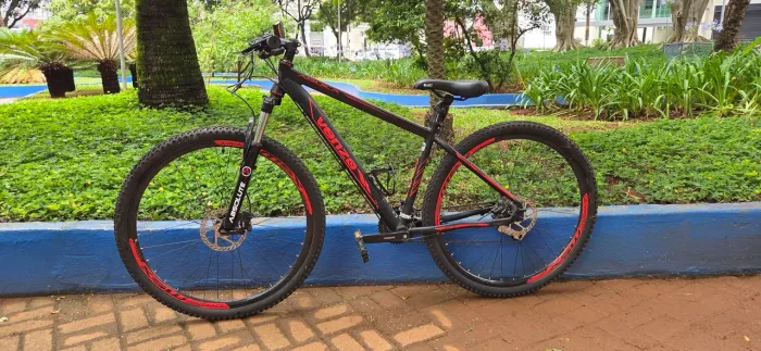 Bicicleta Venzo Aquila aro 29
