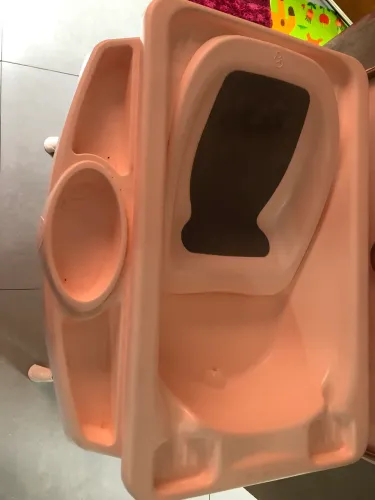 Banheira feminina para bebê