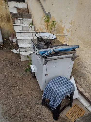 Carrinho de batata frita movel 