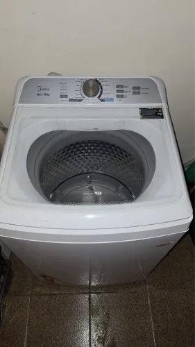 Máquina de Lavar Midea 13kg Ciclone - Funciona, Defeito - Ideal para Técnico