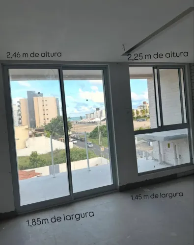 Vendo vidros de esquadraria