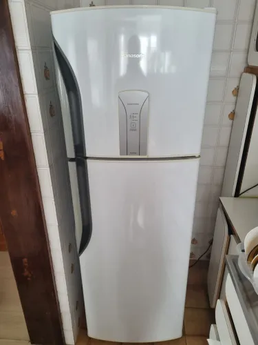 Geladeira Panasonic Frost Free 387L