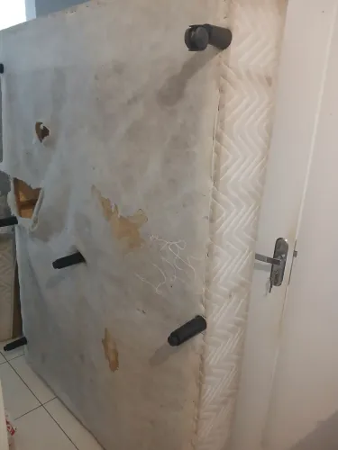 Vende se Cama Box Casal