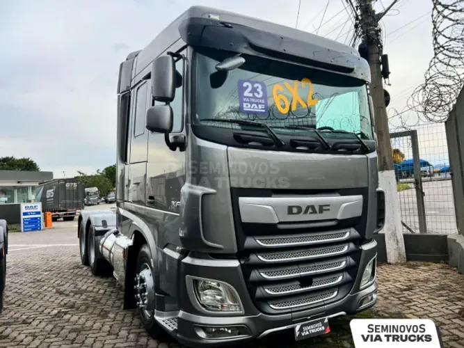 Caminhão DAF XF 480 Space Cab 6x2 2023 - Impecável - Com Geladeira - Baixa Km - Revisado!