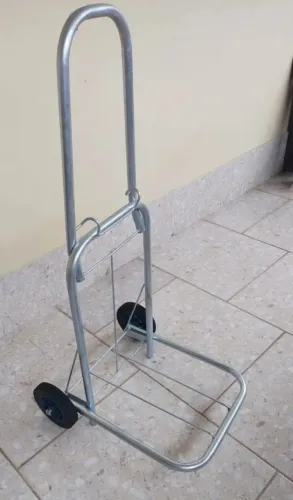 Carrinho de feira ou para venda de coisas