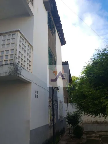 Apartamento com 3 dormitórios à venda, 100 m² por R$ 155.000,00 - Morada Nova - Teresina/P