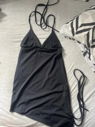 Vestido preto tamanho p para magrinhas.