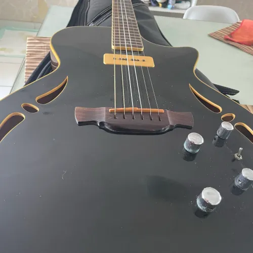 CRAFTER SAT (HÍBRIDO - VIOLÃO GUITARRA)