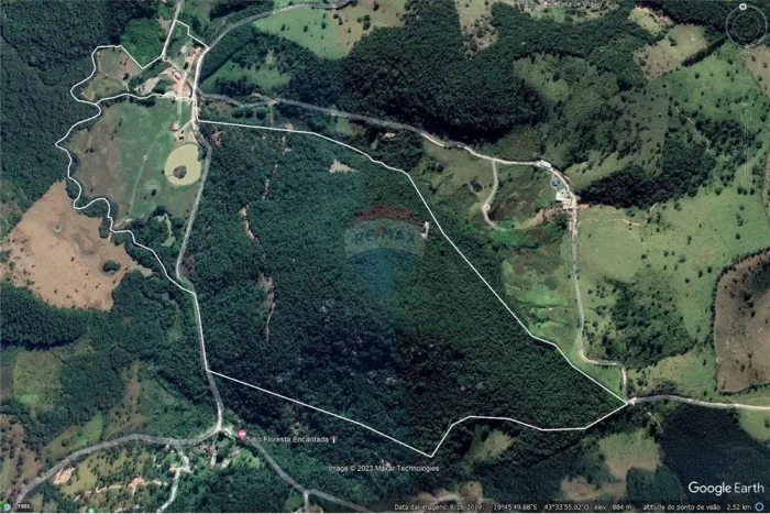 Fazenda com grande área plana e muita água com 65,65ha em Caeté