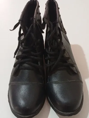 Bota preta