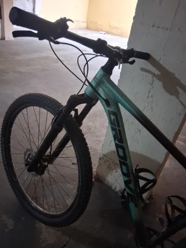Bicicleta GROOVE SKA 70 mtb