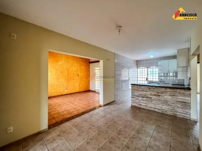 Casa localizada no bairro Belvedere