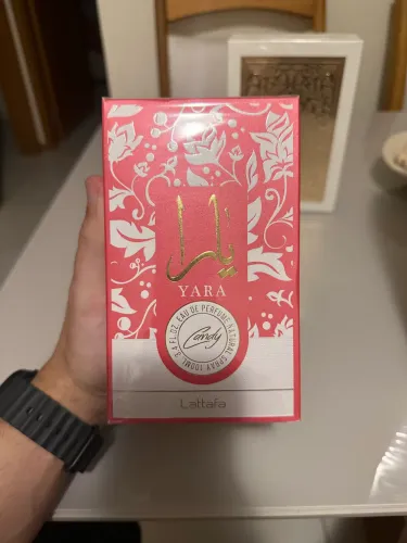Perfume Árabe Lattafa Yara Candy
