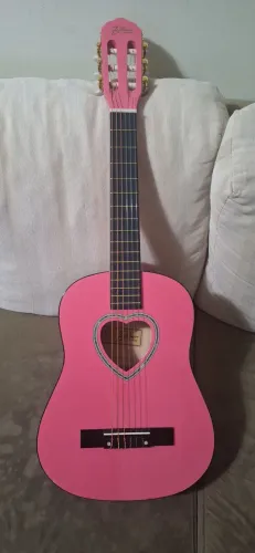 Violão Rosa.