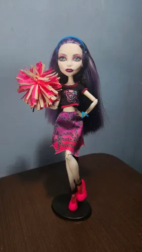 Spectra Vondergeist - Ghoul Spirit - Boneca Monster High