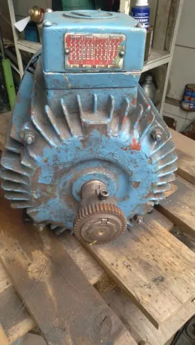 Motor trifásico 10cv  Arno 