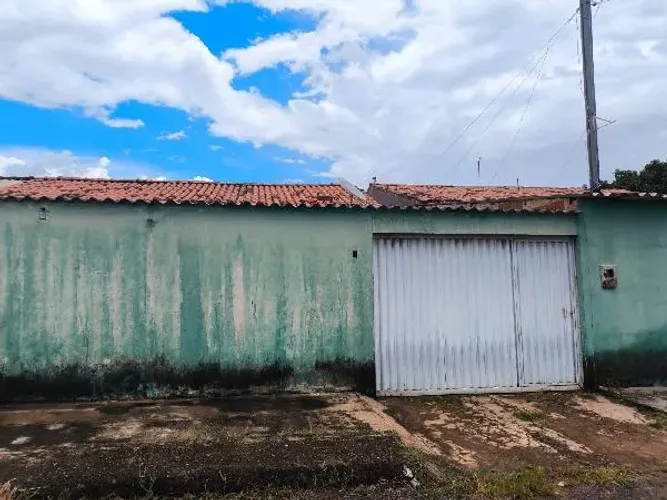 Imóvel com localização privilegiada Casa no Dom Bosco, Cidade Ocidental - GO, N. SN QUADR