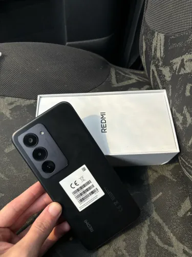 Xiomi Redmi 15 