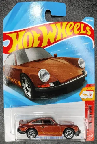 Hotwheels Porsche 911 Carrera RS 2.7