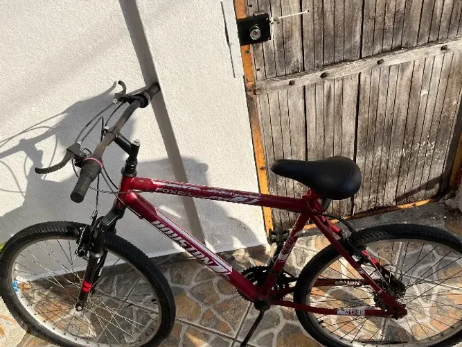 Bicicleta aro 26 com Amortecedor, marcha frente e atras!
