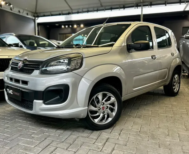 Fiat Uno Attractive 1.0 EVO Fire Flex 8V 5P 2021