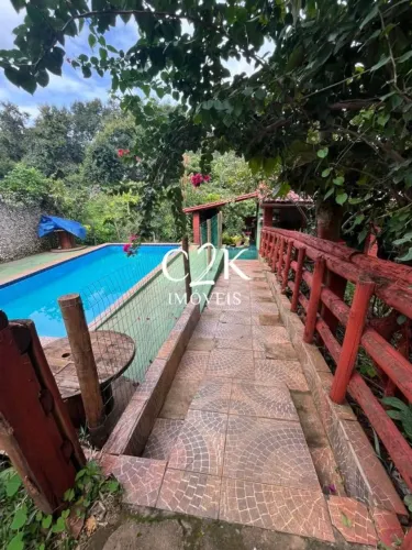 Sítio para Venda em Trindade, Setor Barcelos, 2 dormitórios, 1 suíte, 3 banheiros, 6 vagas