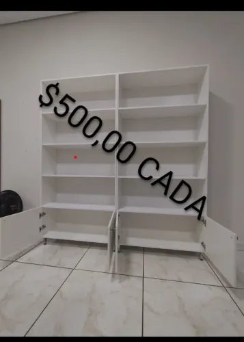 EXPOSITOR CM PRATELEIRAS/2 PORTINHAS MDF NOVO