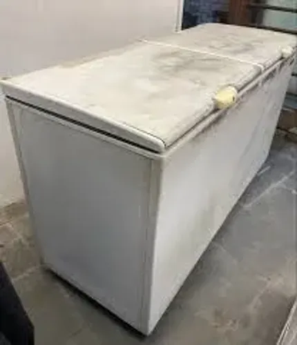 Freezer vertical duas portas 