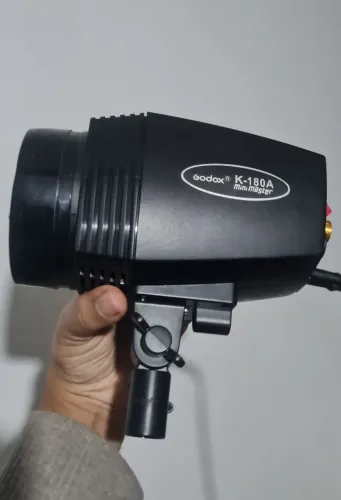 Flash de Studio Godox k-180A