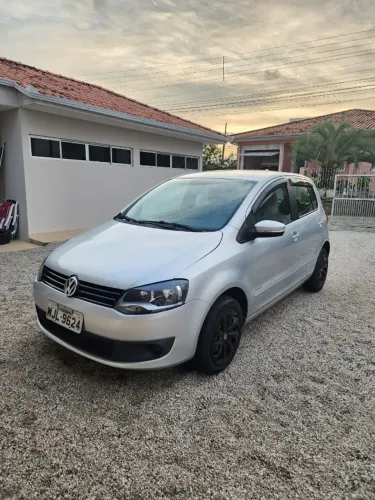 Volkswagen Fox 1.6 MI I Motion Total Flex 8V 5P 2013