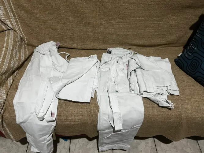 Kimono karatê branco completo