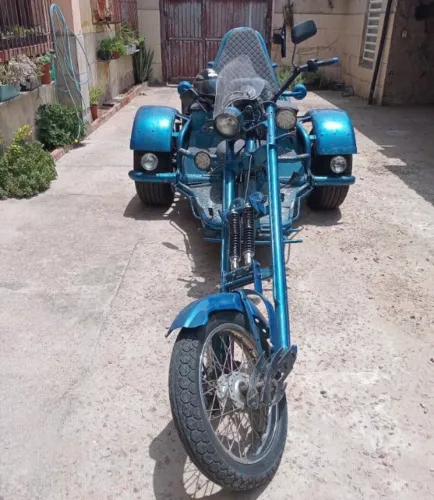 Triciclo artezanal