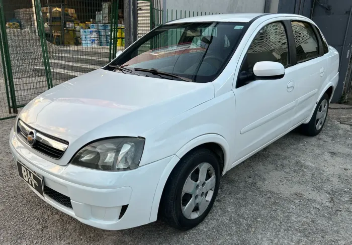 Chevrolet Corsa Sed. Premium 1.4 8V Econoflex 4P 2011