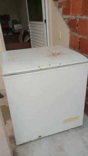 Freezer uma porta