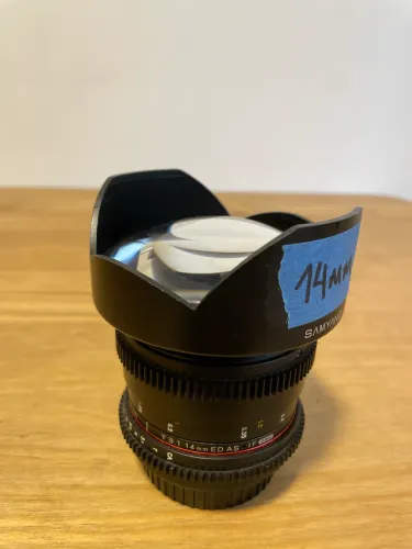 Lente Samyang 14mm T3.1 Cine - Canon EF | Ótimo Estado