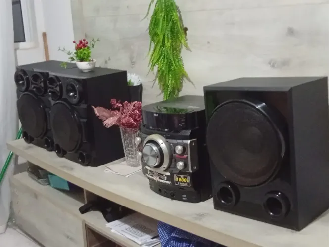 Vende se SOM