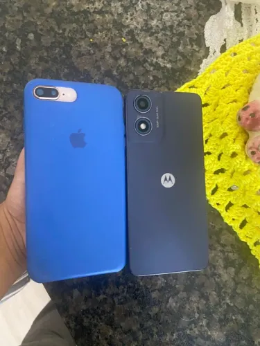 Motorola g4s + iPhone 8 plus 
