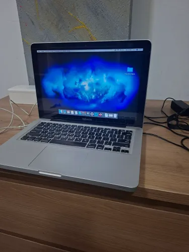Macbook Pro Mid 2010