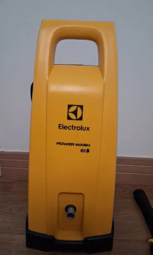 Lavadora de Alta Pressão Electrolux EWS31 1450W com Kit Carro