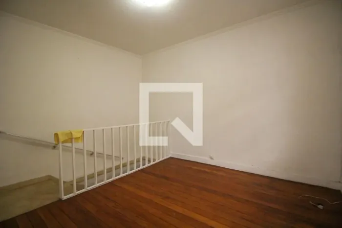 Casa à Venda - Freguesia do Ó, 2 Quartos, 200 m2