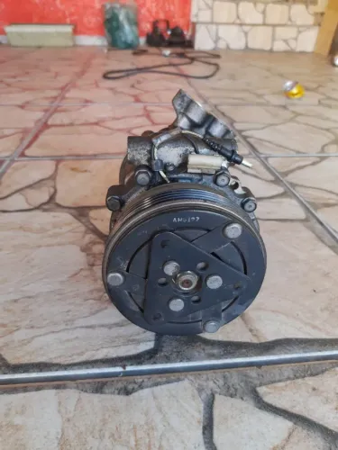 Compressor ar-condicionado 