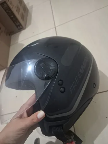 Capacete peels fireway