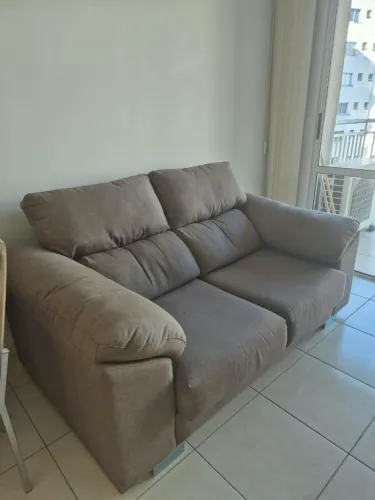 Sofá dois lugares, retrátil, linho