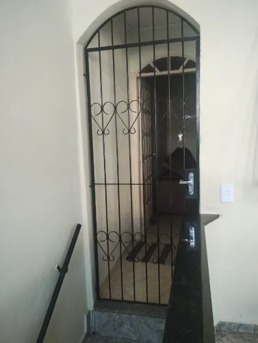 GRADES DE PORTÃO, QUARTO E VARANDA 