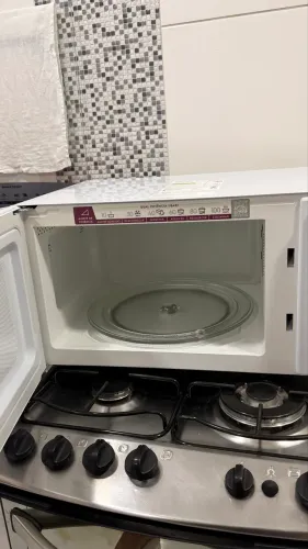 Vende-se microondas eletrolux 34L 