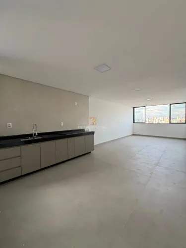 APTO A VENDA B IPIRANGA 03 QUARTOS, 01 SUITE, SALA AMPLA, COZINHA, 02 VAGAS