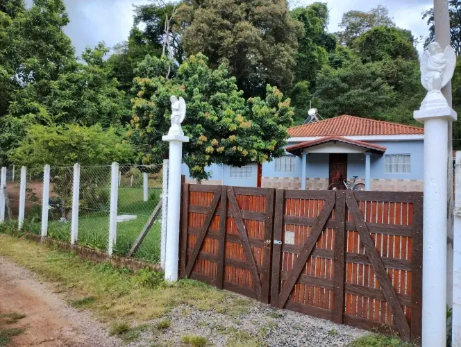 Chácara à venda, 2 quartos, 4 vagas, Boa Vista - Piranguçu/MG