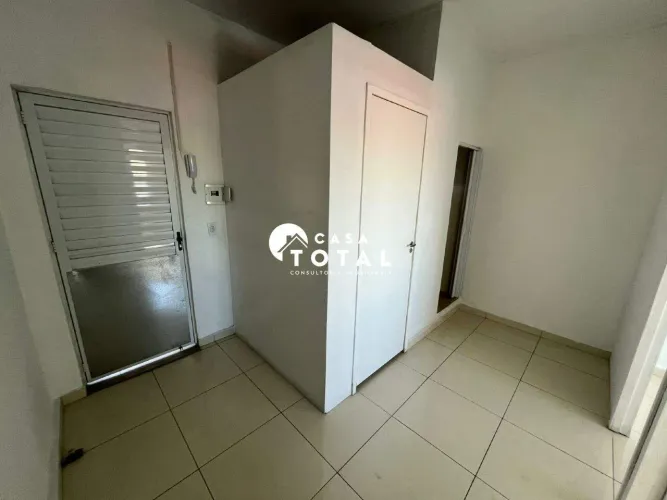 Sala Comercial com para aluguel no bairro Vila Augusto em Mauá |